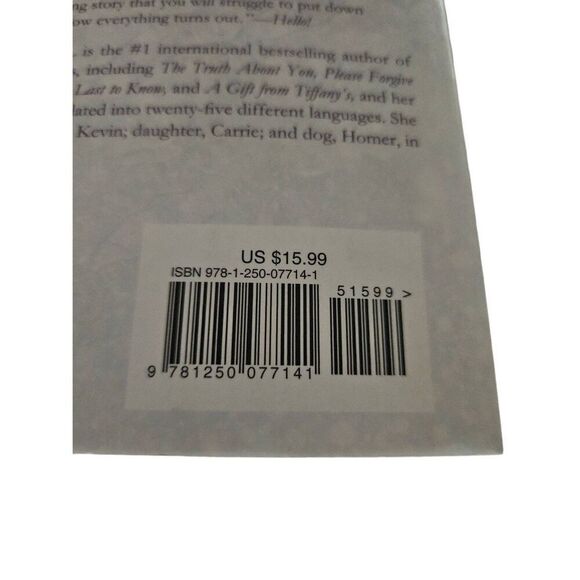 The gift of a charm by Melissa Hill St. Martin's griffin books isbn 978125007714 - Picture 3 of 5